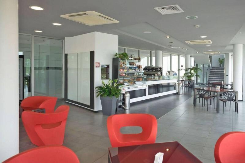 Alba Hotel Zewnętrze zdjęcie