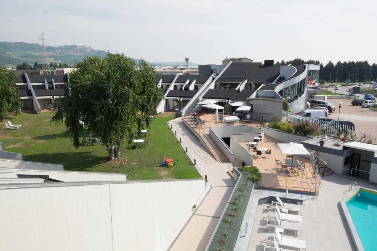 Alba Hotel Zewnętrze zdjęcie