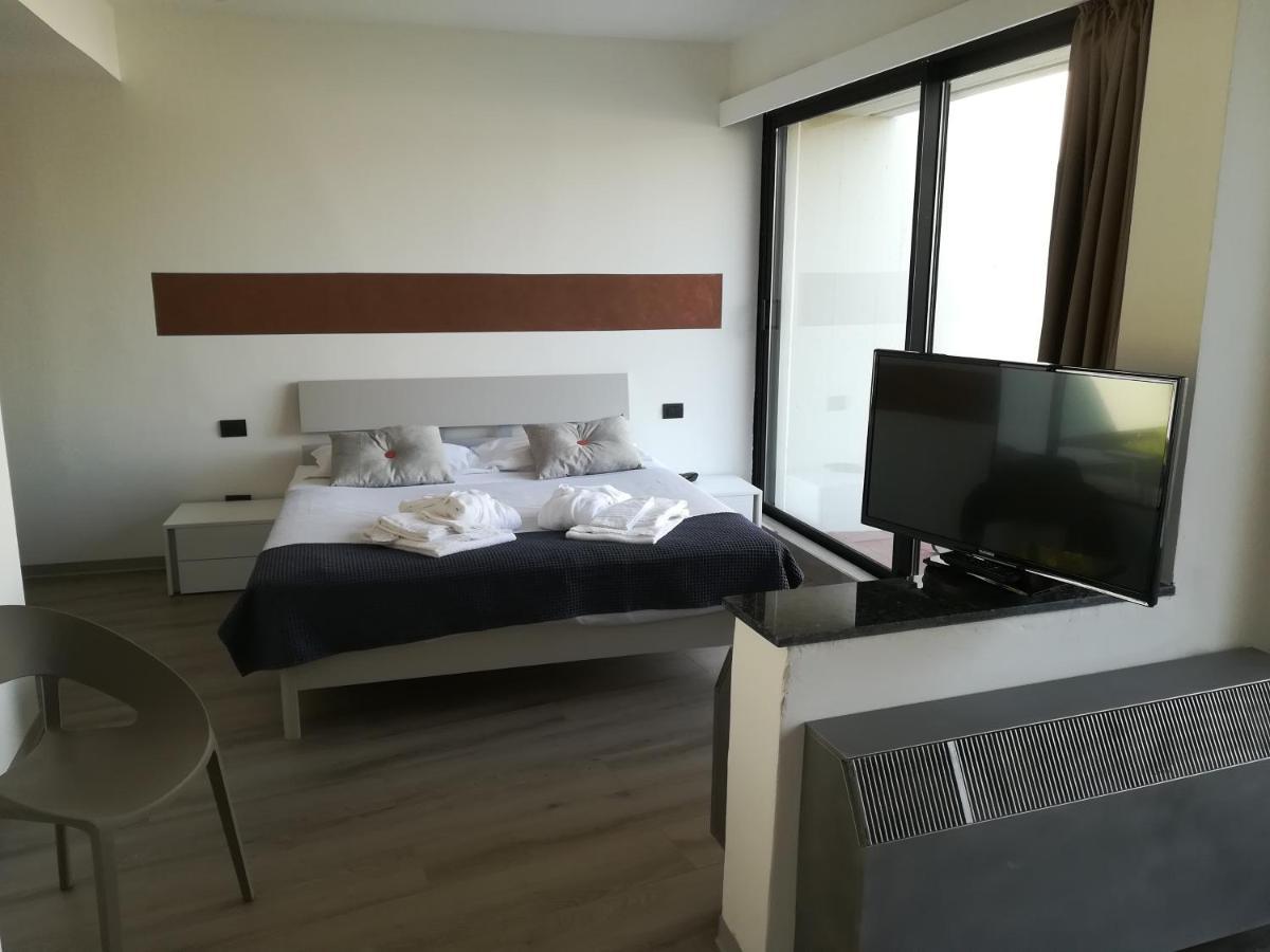 Alba Hotel Zewnętrze zdjęcie